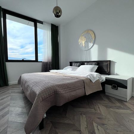 Apartment In Axis Towers, Tbilisi Business Center Eksteriør billede