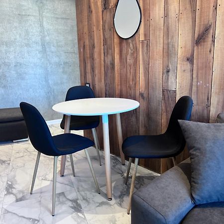 Apartment In Axis Towers, Tbilisi Business Center Eksteriør billede