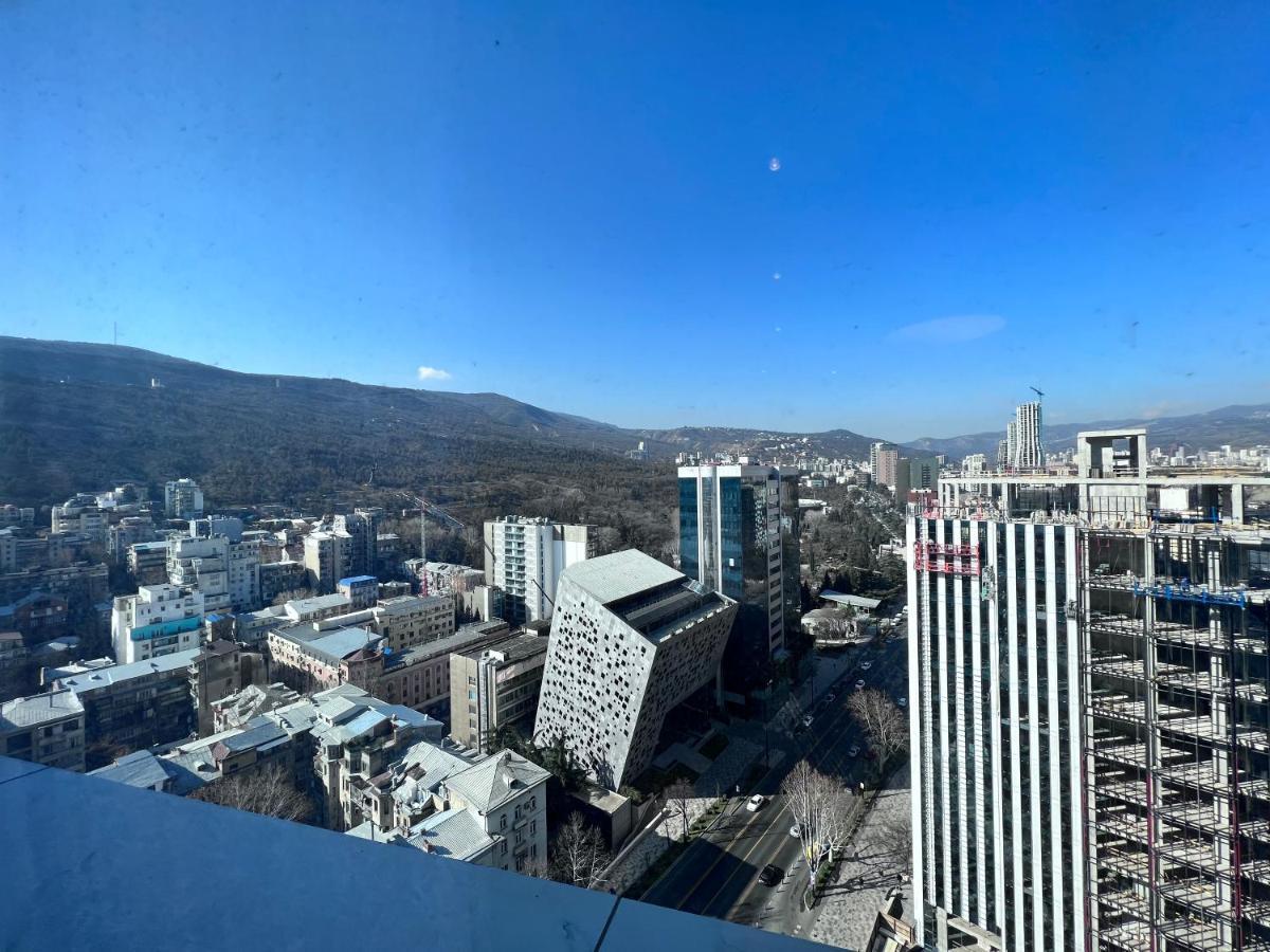 Apartment In Axis Towers, Tbilisi Business Center Eksteriør billede