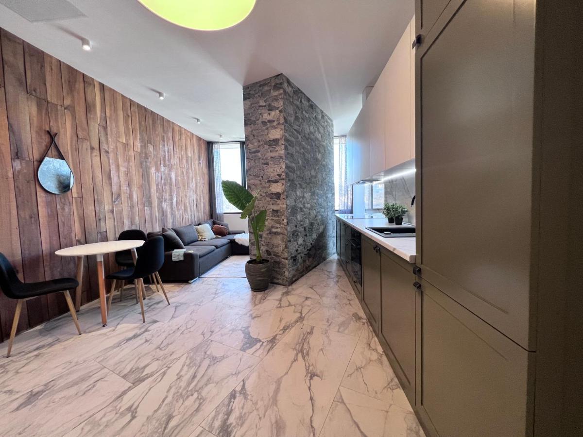 Apartment In Axis Towers, Tbilisi Business Center Eksteriør billede